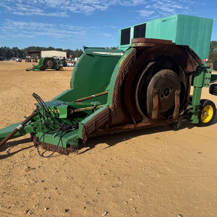 2019 JOHN DEERE R15