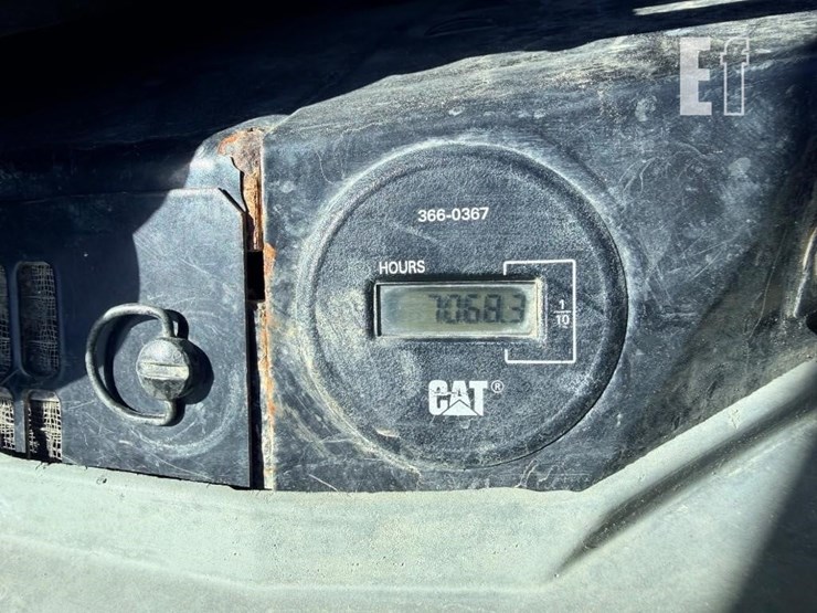 2015-caterpillar-314e-lcr-image-16