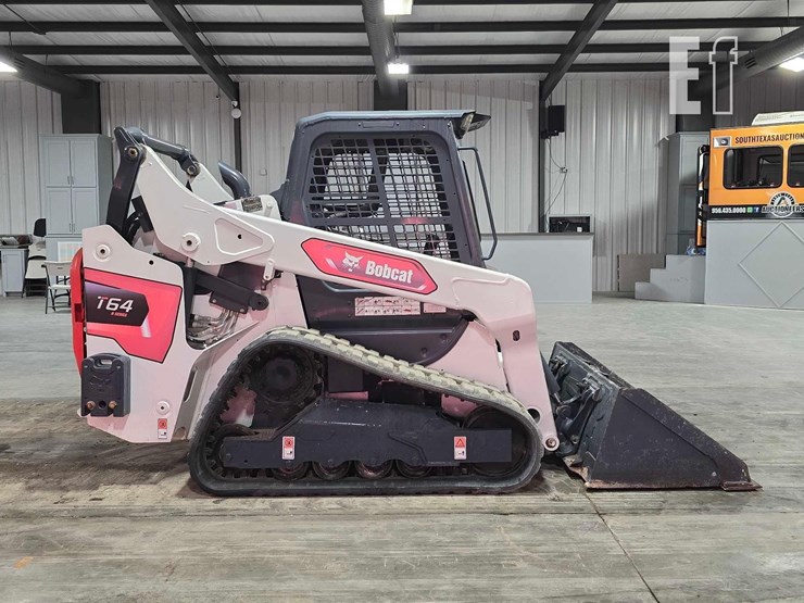2021-bobcat-t64-image-6