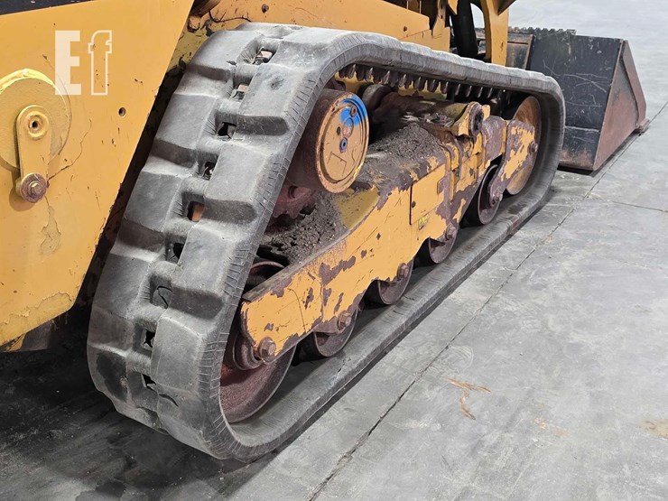 2019-caterpillar-259d-image-33