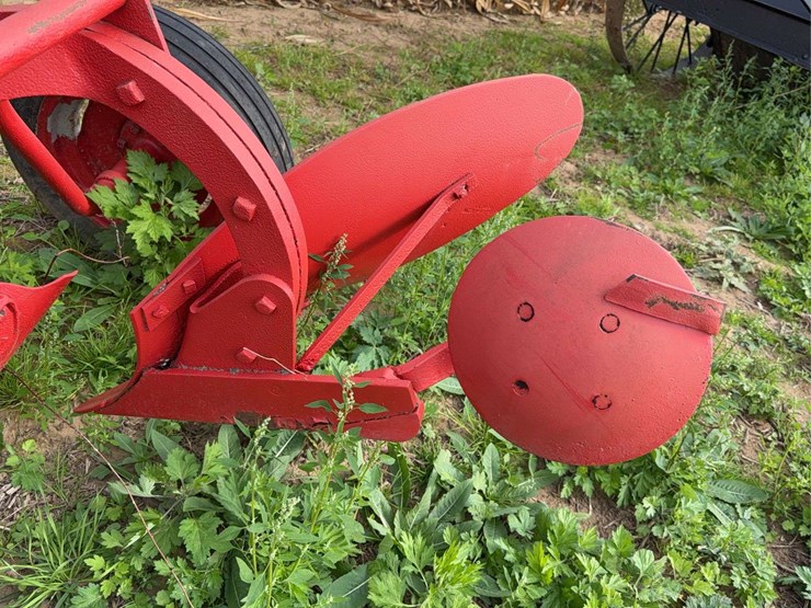 oliver-one-bottom-plow-image-17