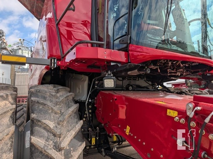 case-ih-8250-image-30