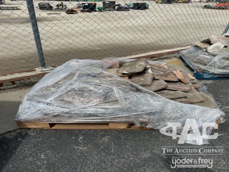 pallet-of-decorative-wall-rock-image-4