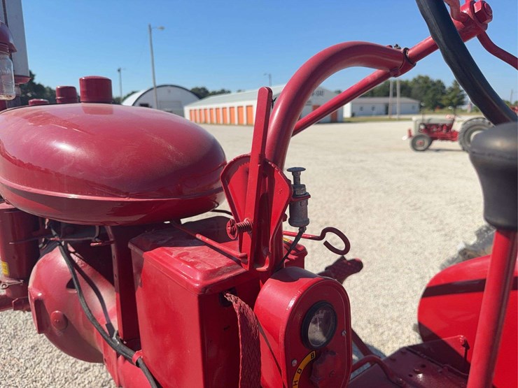 farmall-av-image-46