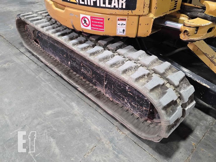 2006-caterpillar-303.5c-cr-image-29