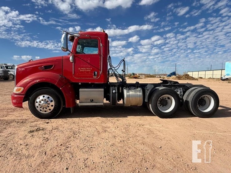 2012-peterbilt-386-image-6
