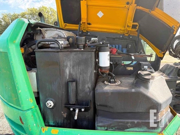 2019-jcb-85z-1-image-33