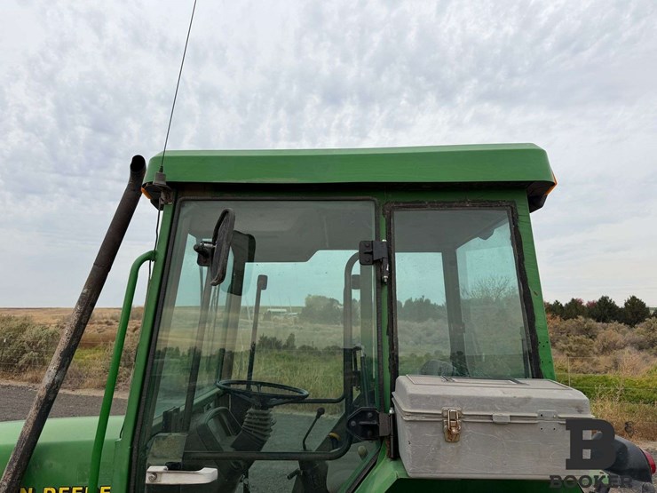 2000-john-deere-5510-tractor-image-21