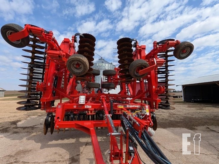 2023-kuhn-krause-8010-xt-1005-image-9