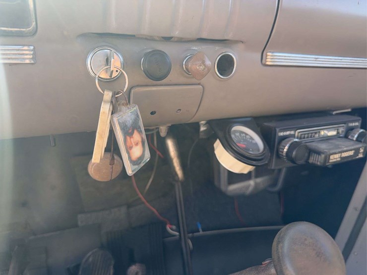 1946-chevrolet-truck-image-50