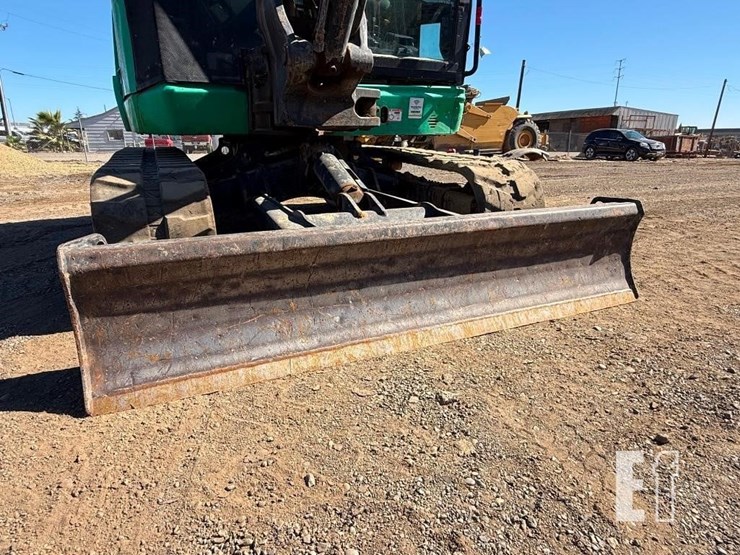 2019-jcb-85z-1-image-12
