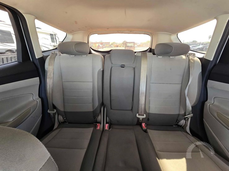 2013-ford-escape-image-15
