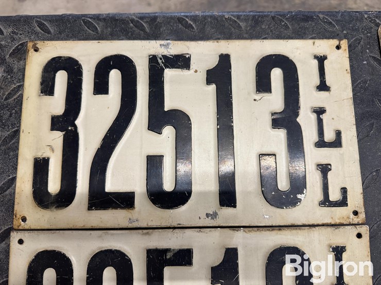 match-pair-of-il-license-plates-image-2