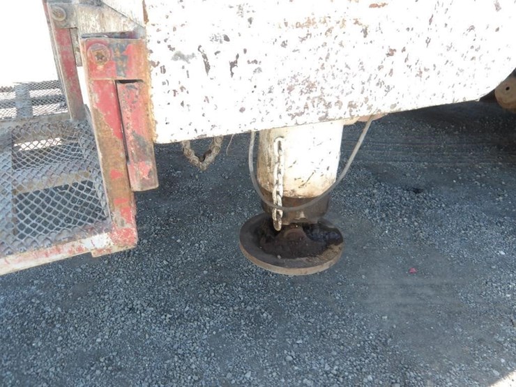 2007-sterling-l7500-drilling-rig-truck-image-12
