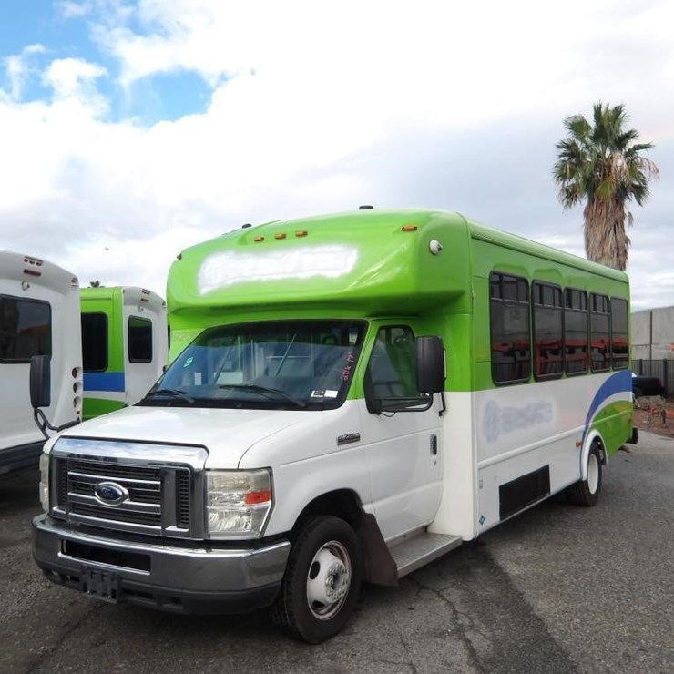 2018 FORD E450