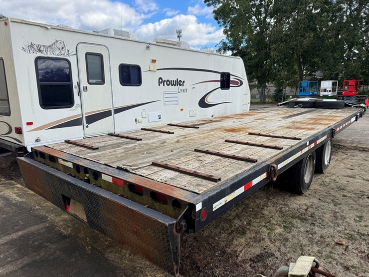 2011-towmaster-t-24t-tilt-deck-deck-over-equipment-trailer-24'-tilt-+-4'-stationary-dual-tandem-axle-image-3