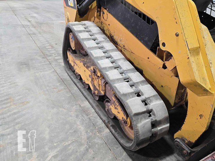 2019-caterpillar-259d-image-32