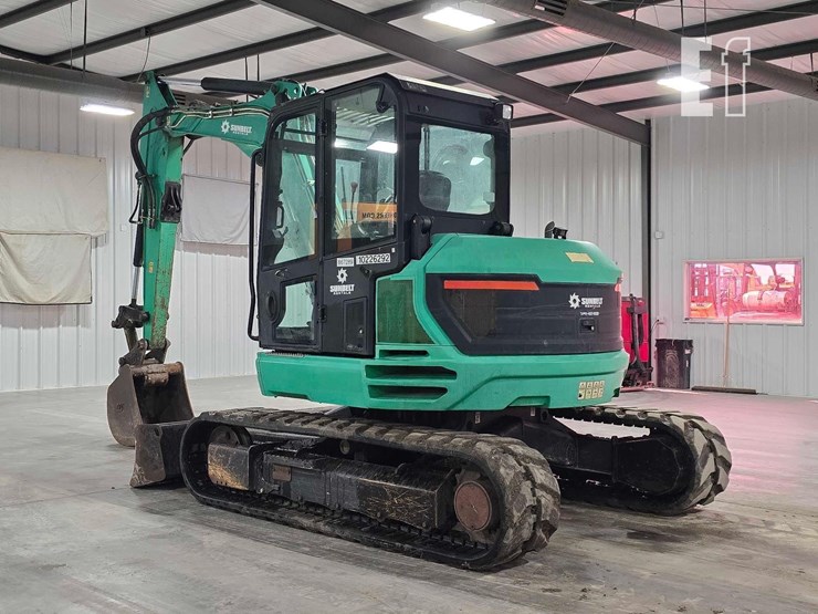 2019-jcb-85z-1-image-4