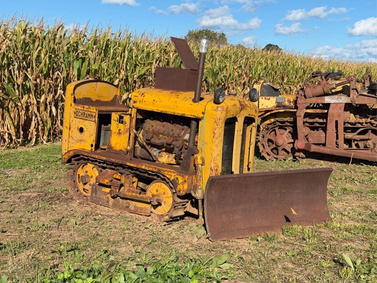 schramm-60-crawler-tractor-image-1