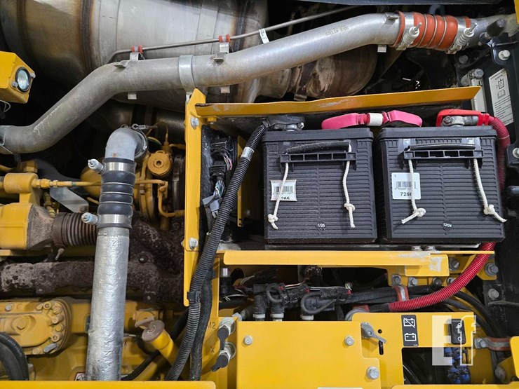 2018-deere-770g-image-28
