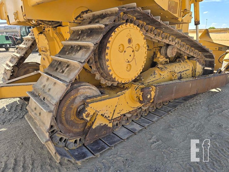 2007-caterpillar-d6r-image-38