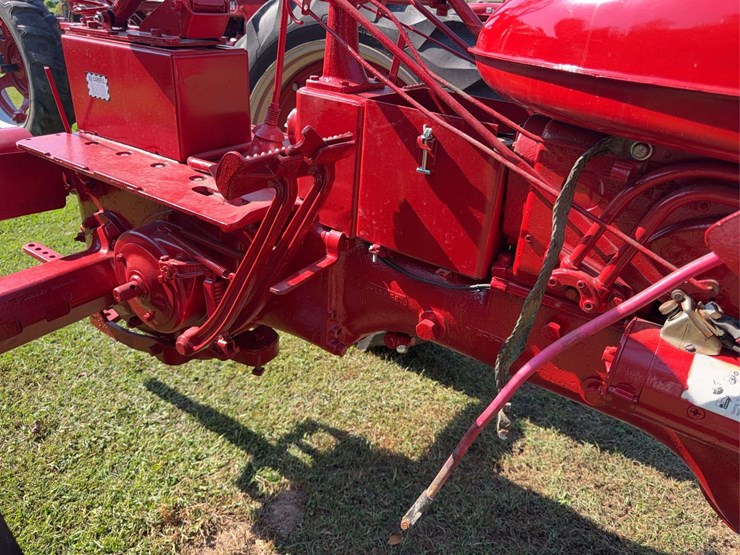 farmall-c-image-16