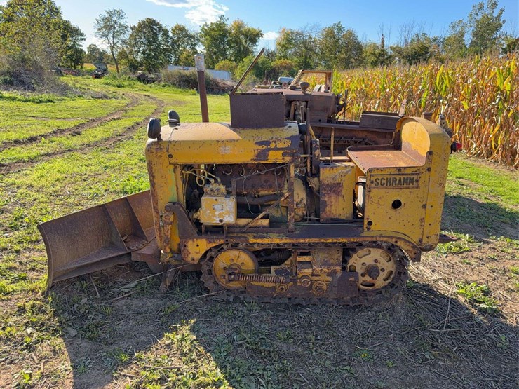 schramm-60-crawler-tractor-image-6
