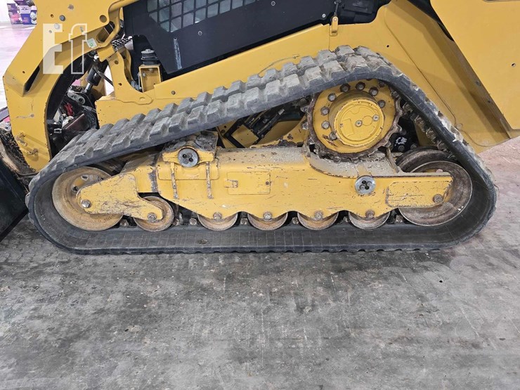 2021-caterpillar-289d3-image-24