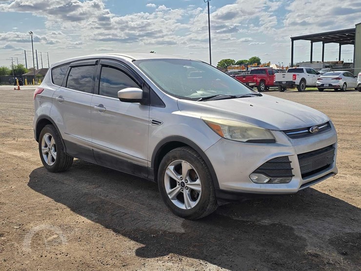 2013-ford-escape-image-2