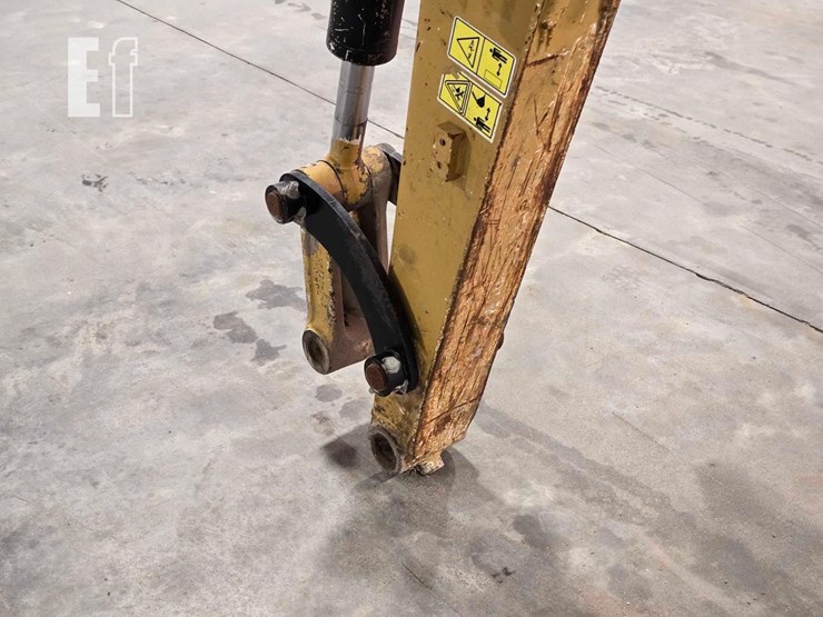 2006-caterpillar-303.5c-cr-image-10