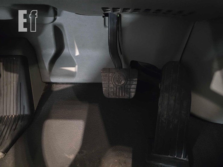 2020-kenworth-t680-image-11