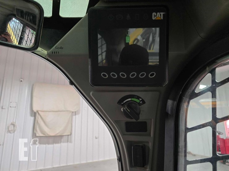2022-caterpillar-289d3-image-21