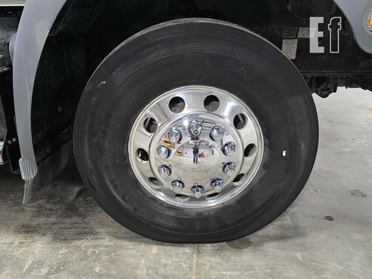 2020-mack-granite-64bt-image-24