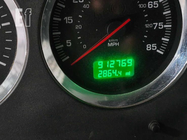 2012-kenworth-t800-image-13