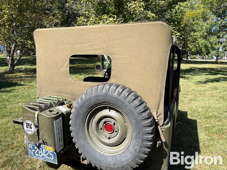 1953-jeep-m38a1-willy-suv-image-11