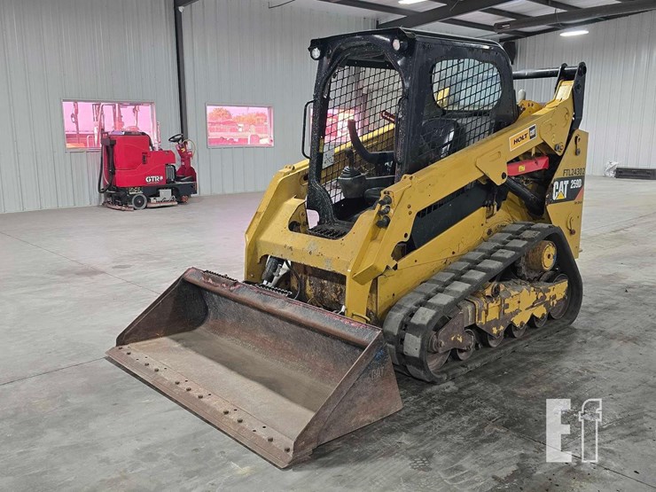 2019-caterpillar-259d-image-1