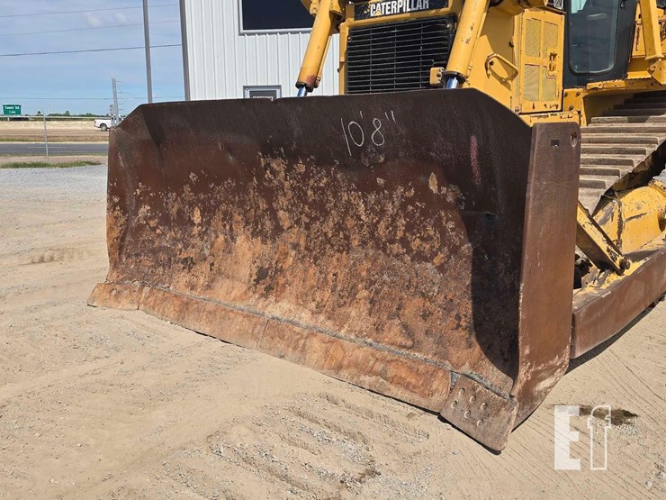 2007-caterpillar-d6r-image-9