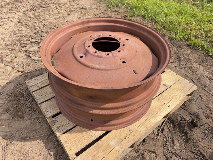 (2)-pressed-steel-wheels-image-1