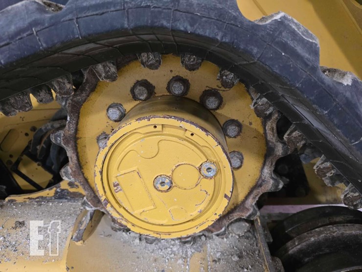 2021-caterpillar-289d3-image-26
