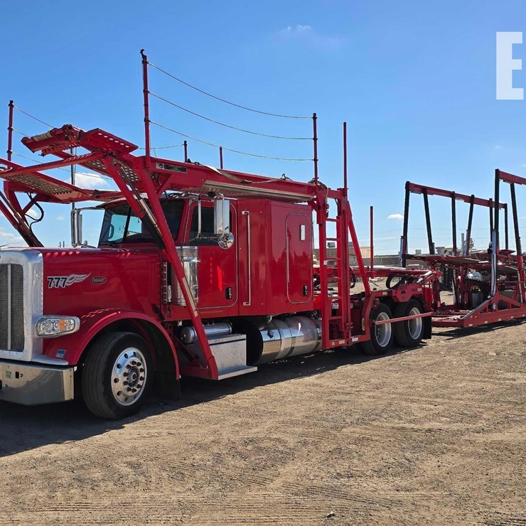 2014 PETERBILT 388