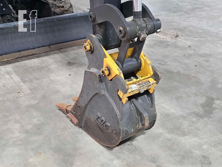 2025-deere-35-p-tier-image-12