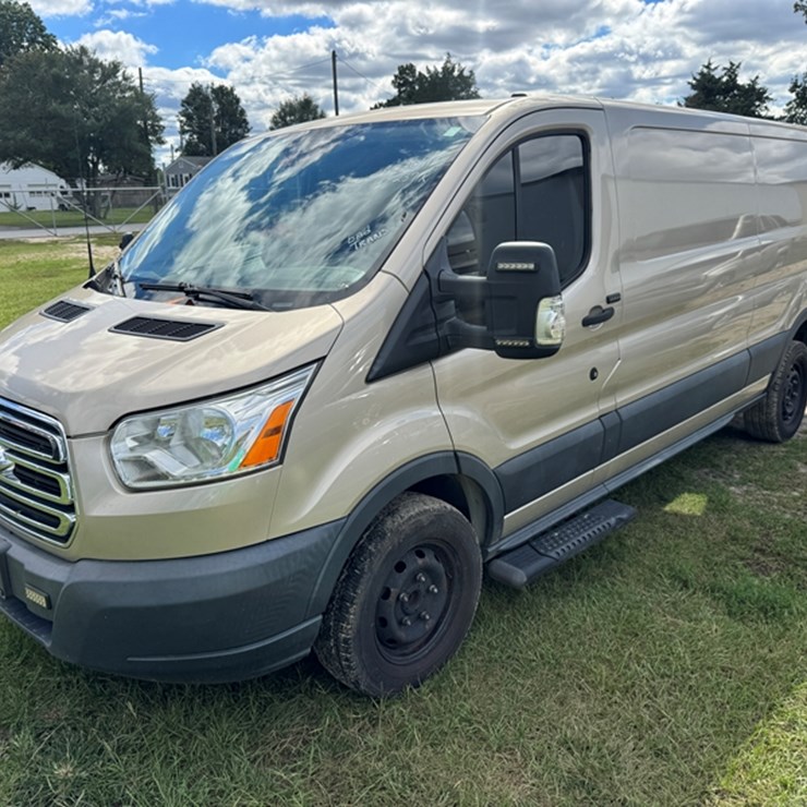 2017 FORD TRANSIT 350 VAN - LOW ROOF W/60/40 SIDE DOOR, V6 GAS - (BAD TRANS) 237,665 MILES SHOWING