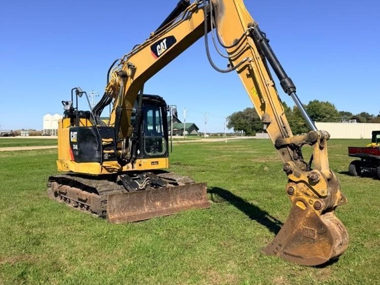 2015-caterpillar-314e-lcr-image-3