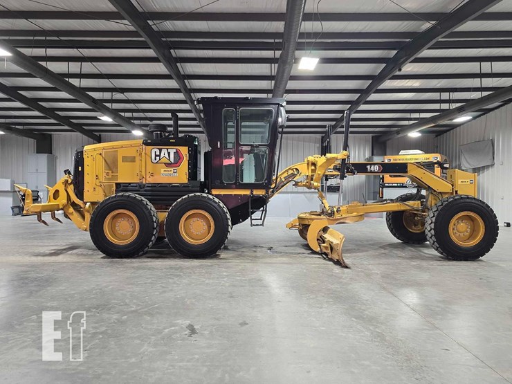 2022-caterpillar-140-image-6
