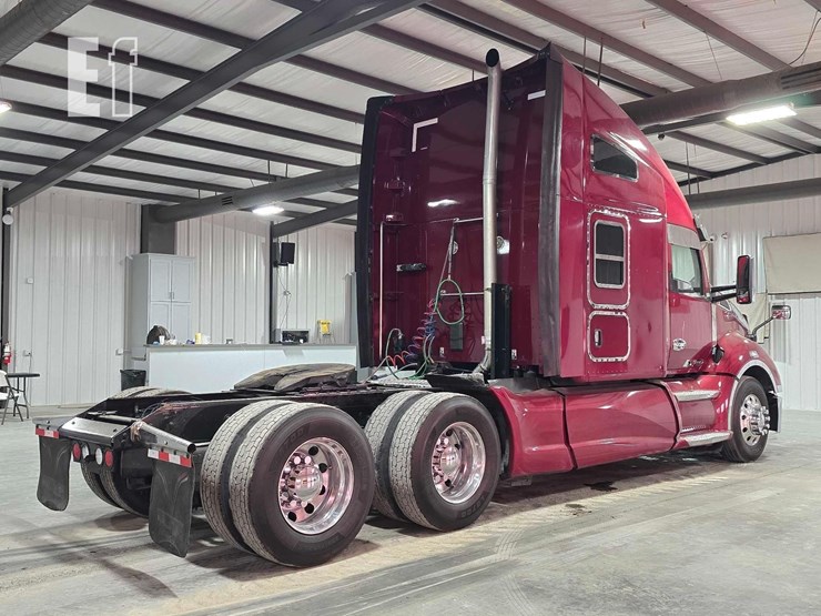 2020-kenworth-t680-image-3