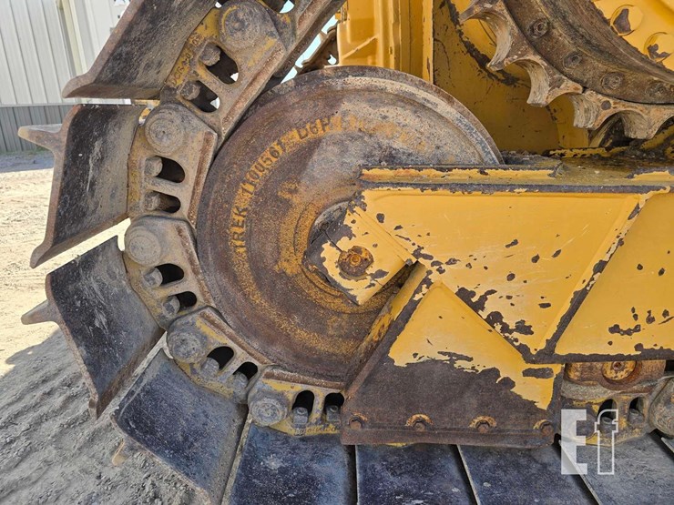 2007-caterpillar-d6r-image-33