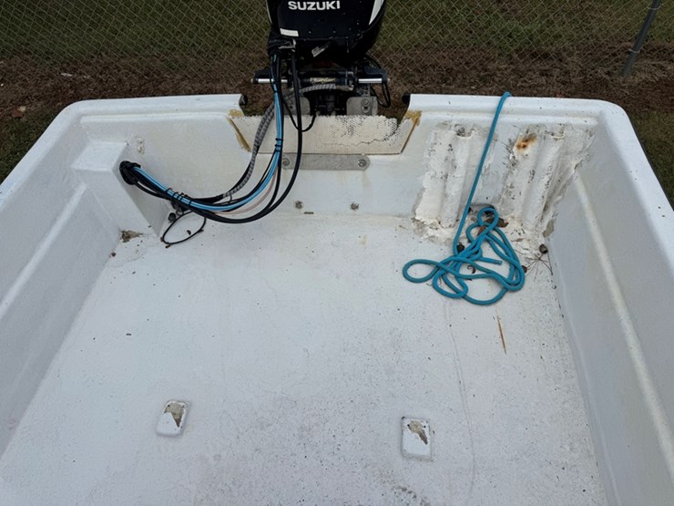 1996-hancock-18'-flat-bottom-center-console-skiff---ran-this-summer---floor-redone-2-years-ago-140hp-image-11