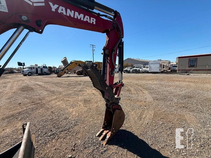 2020-yanmar-vio35-6a-image-11