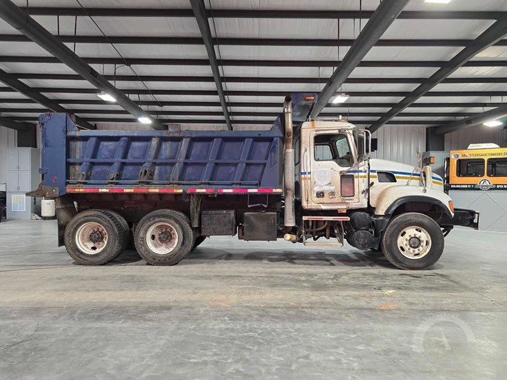 2005-mack-granite-cv713-image-6