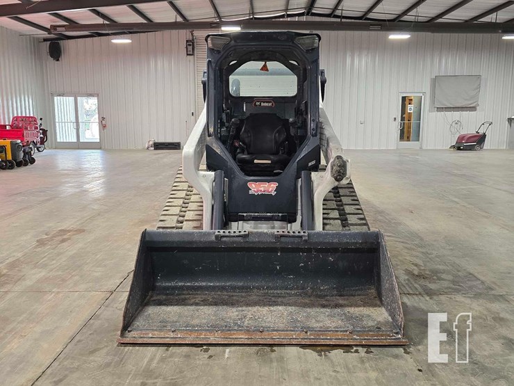 2021-bobcat-t64-image-7